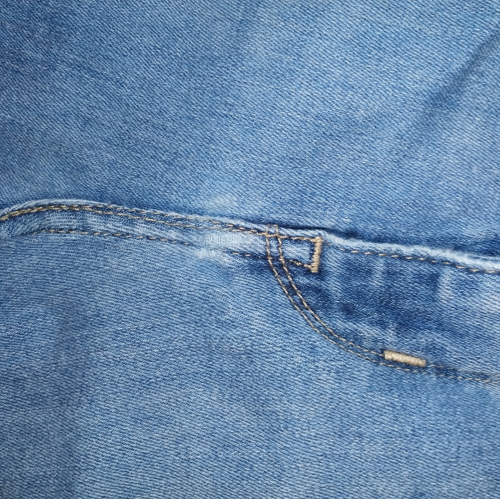 *🍬SOLD ON MERCARI* Levi's Strauss blue jeans - Picture 5 of 6